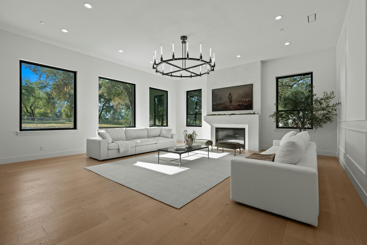 Engineered Wood Flooring Cost: Real-World Pricing, Labor, and Hidden Expenses